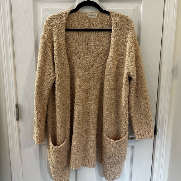 Dreamers Brand size M/L fuzzy cardigan - Picture 2 of 4